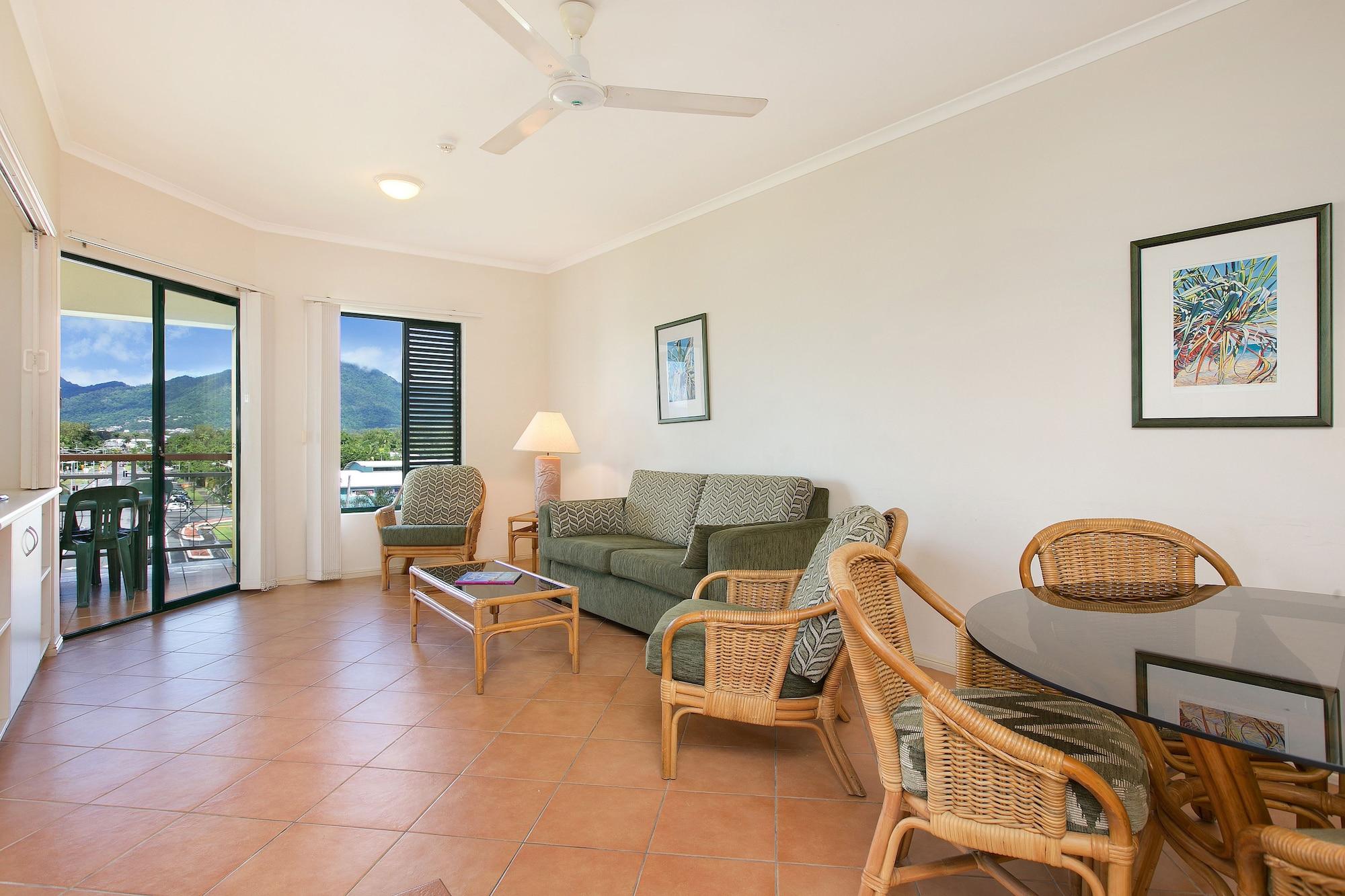 Tropic Towers Apartments Cairns Buitenkant foto