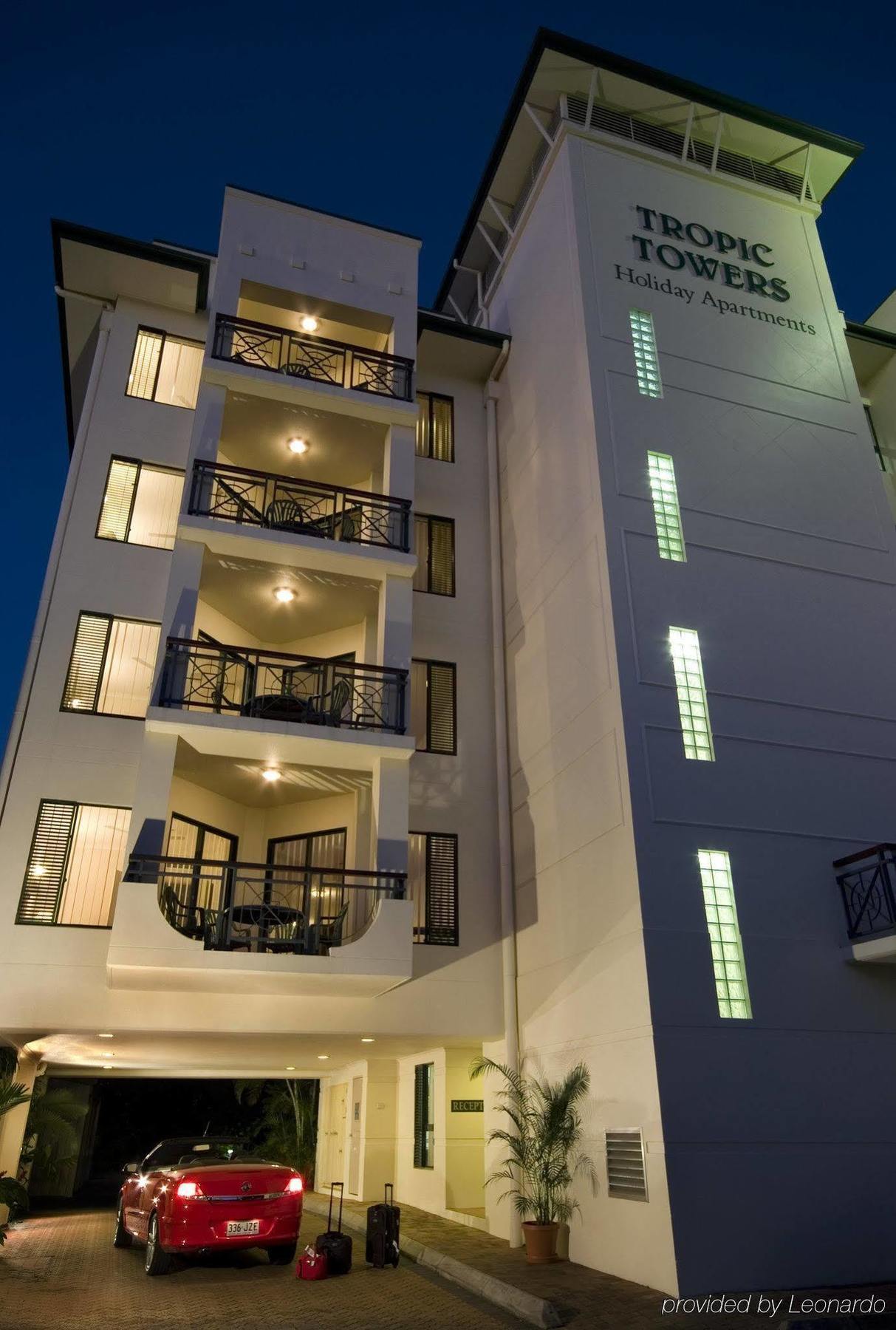 Tropic Towers Apartments Cairns Buitenkant foto